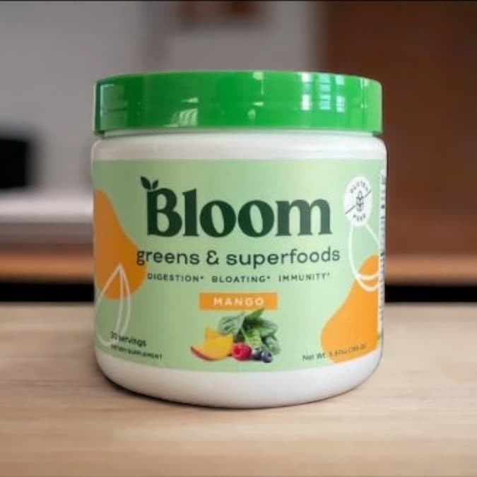 Bloom Greens vs AG1
